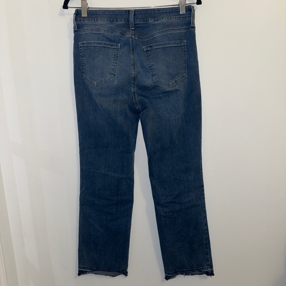 NYDJ Marilyn Straight Leg Jeans Bluewater Wash Release Hem | Size 4 - Picture 10 of 16